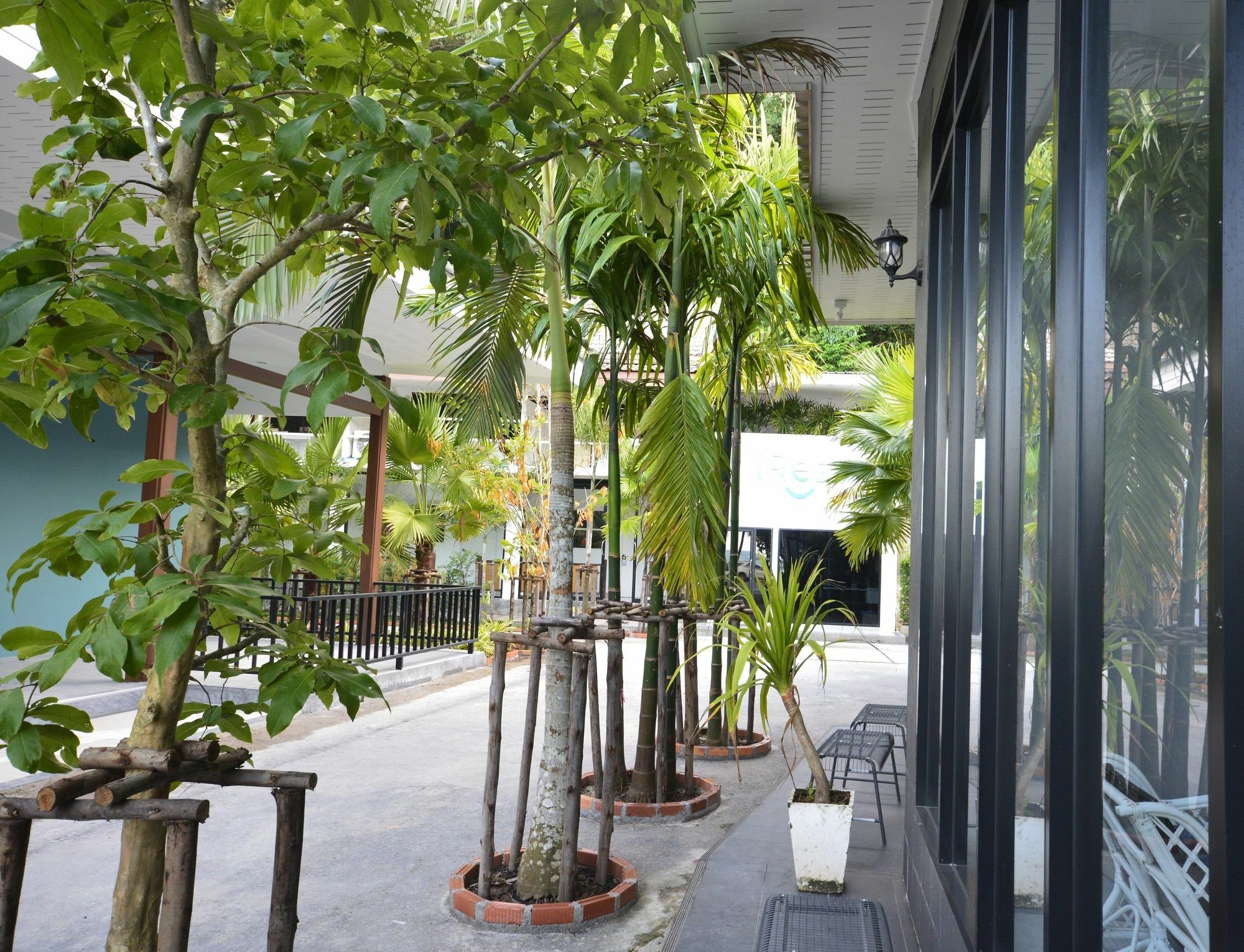 Albergue Irest Ao Nang Seafront Exterior foto